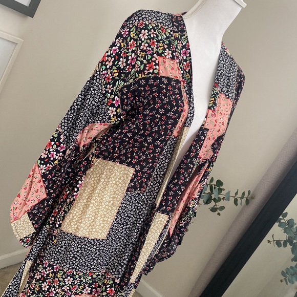 Cream & Rogue - Patchwork Boho Kimono - M/L - Picture 9 of 12